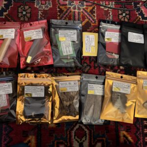 Agarwood & Sandalwood /  perfume/incense samples medley